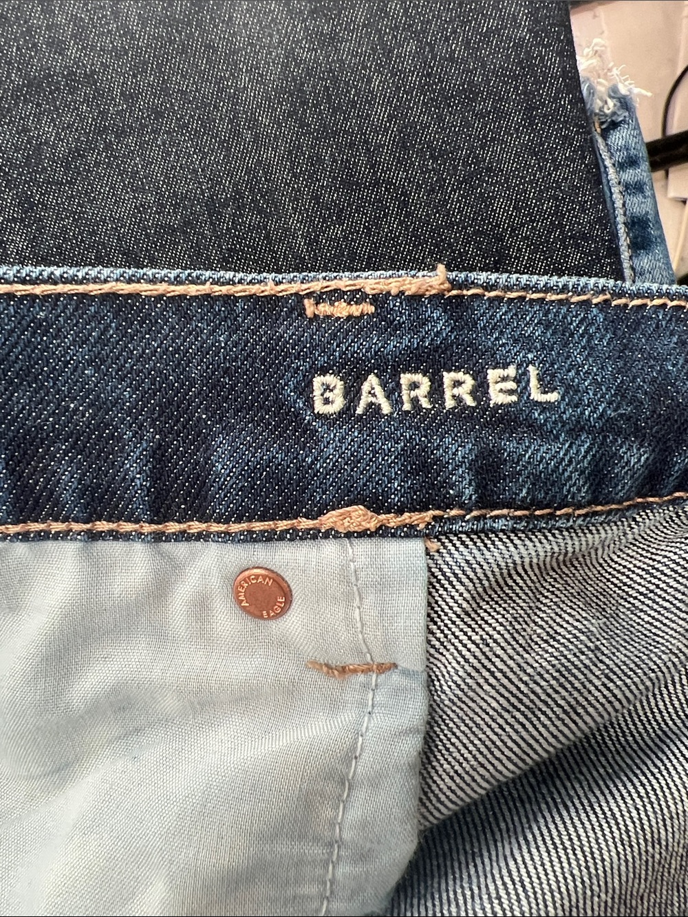 Size 18  American Eagle Barrel Jeans - Picture 8 of 9